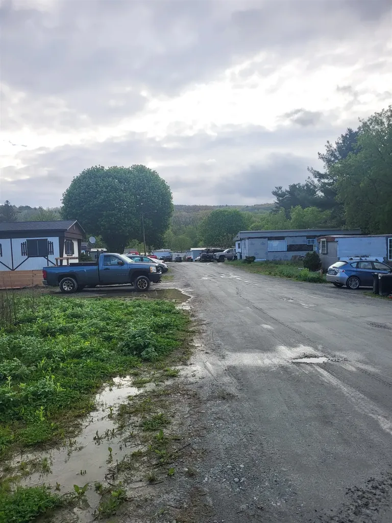 60 Lincoln Street Pownal VT 05261