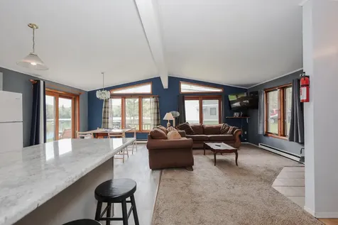 4 Gerald Drive Newbury NH 03225