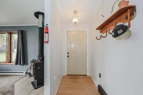 4 Gerald Drive Newbury NH 03225