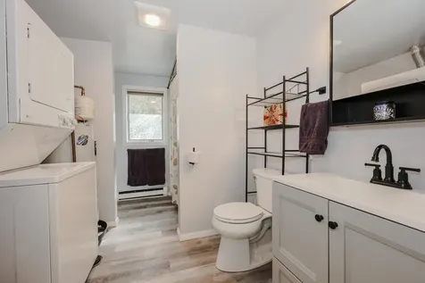 4 Gerald Drive Newbury NH 03225