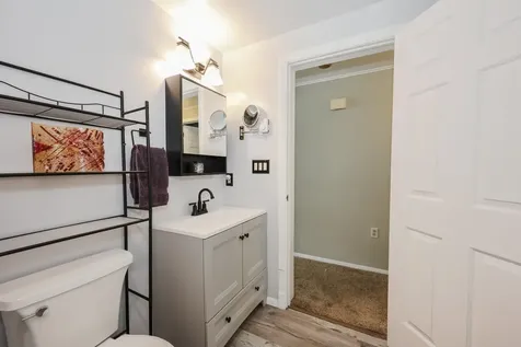 4 Gerald Drive Newbury NH 03225