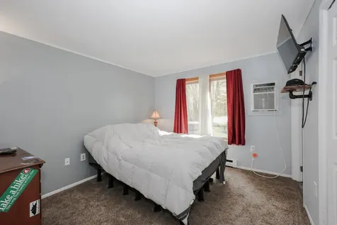 4 Gerald Drive Newbury NH 03225