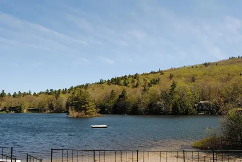 4 Gerald Drive Newbury NH 03225