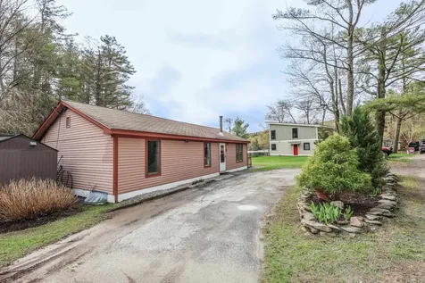 4 Gerald Drive Newbury NH 03225