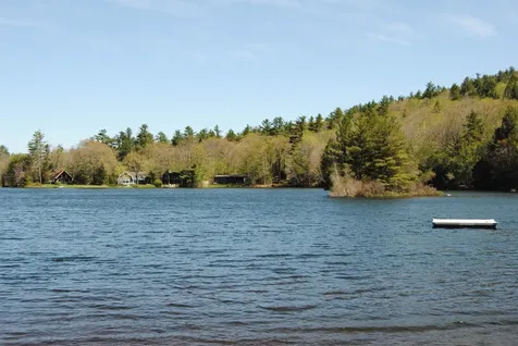 4 Gerald Drive Newbury NH 03225