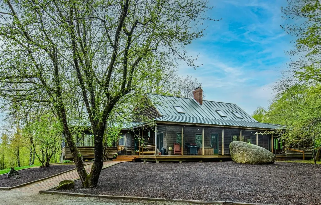 186 Iron Kettle Road Warner NH 03278
