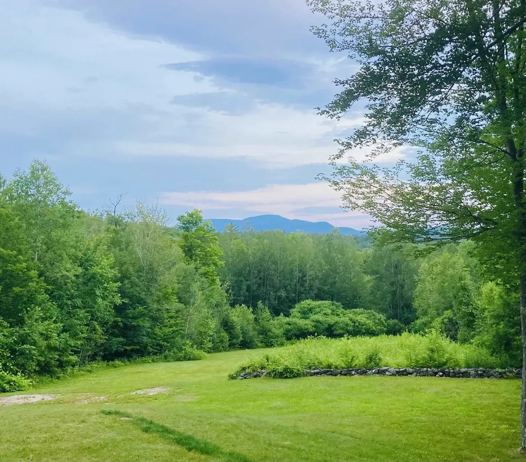 186 Iron Kettle Road Warner NH 03278