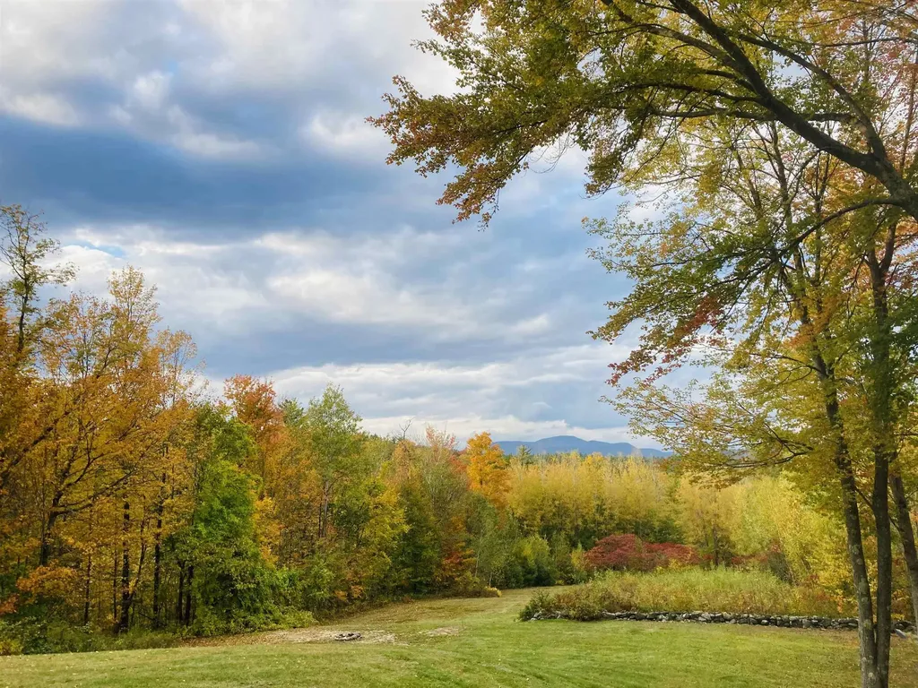 186 Iron Kettle Road Warner NH 03278