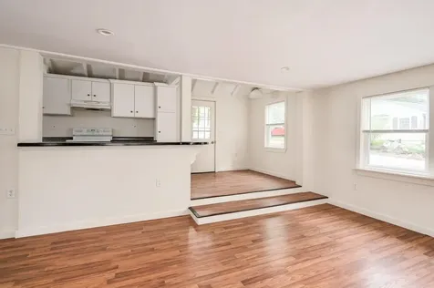 4 Riverside Drive Fremont NH 03044