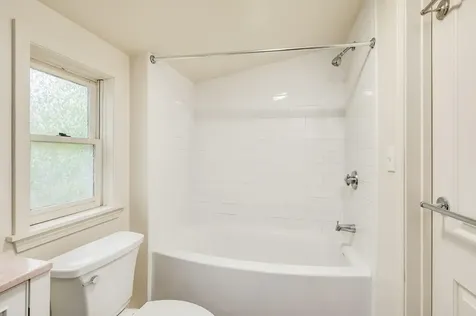 4 Riverside Drive Fremont NH 03044