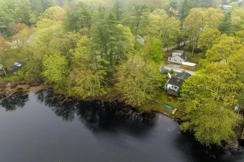 4 Riverside Drive Fremont NH 03044