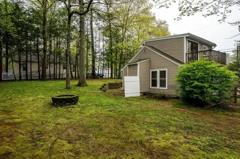 4 Riverside Drive Fremont NH 03044