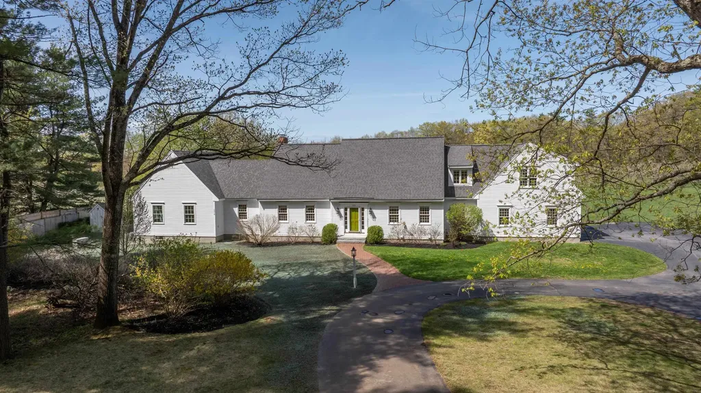 101 Richardson Road Hollis NH 03049