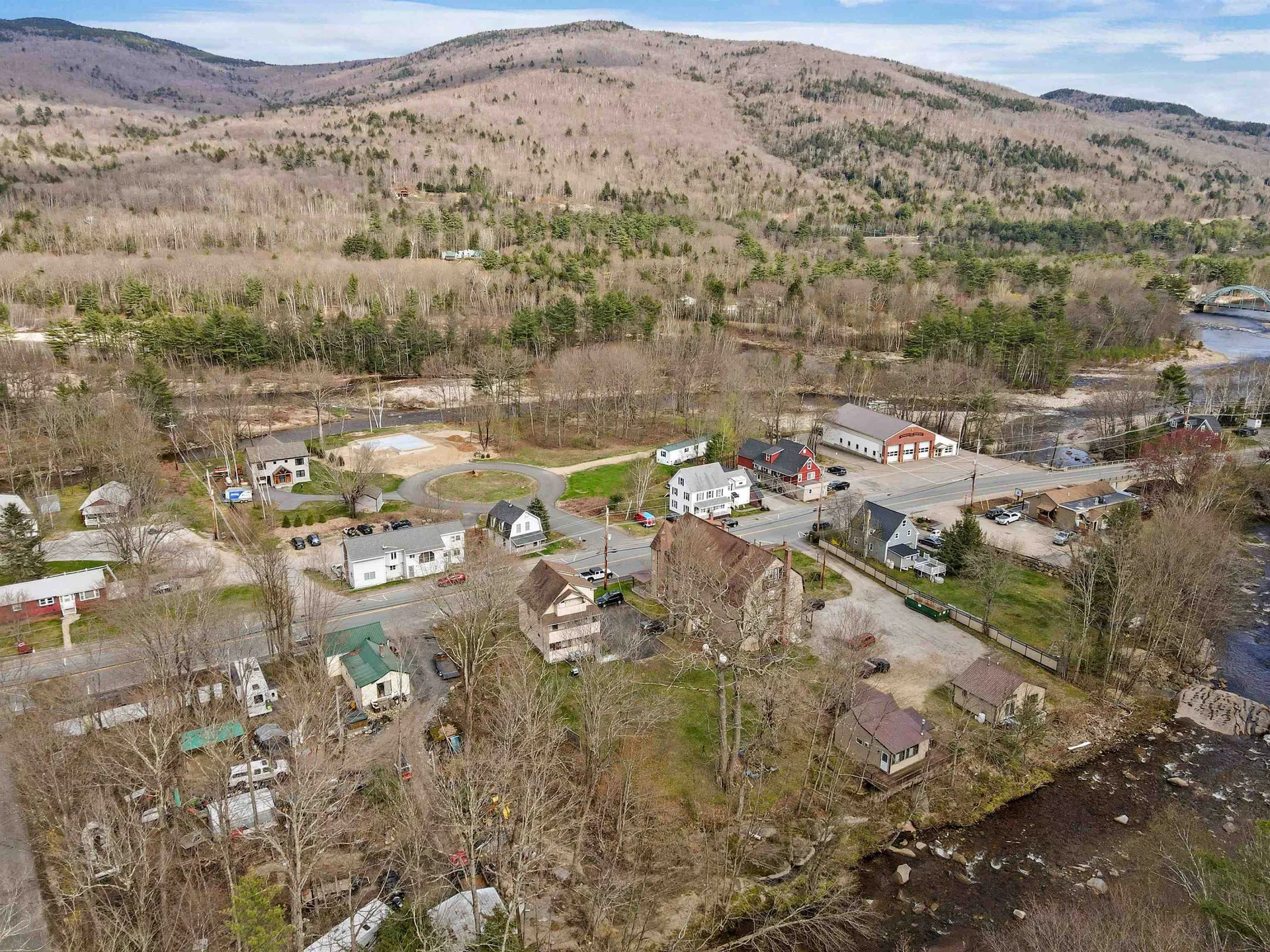 25 Main Street Woodstock NH 03262