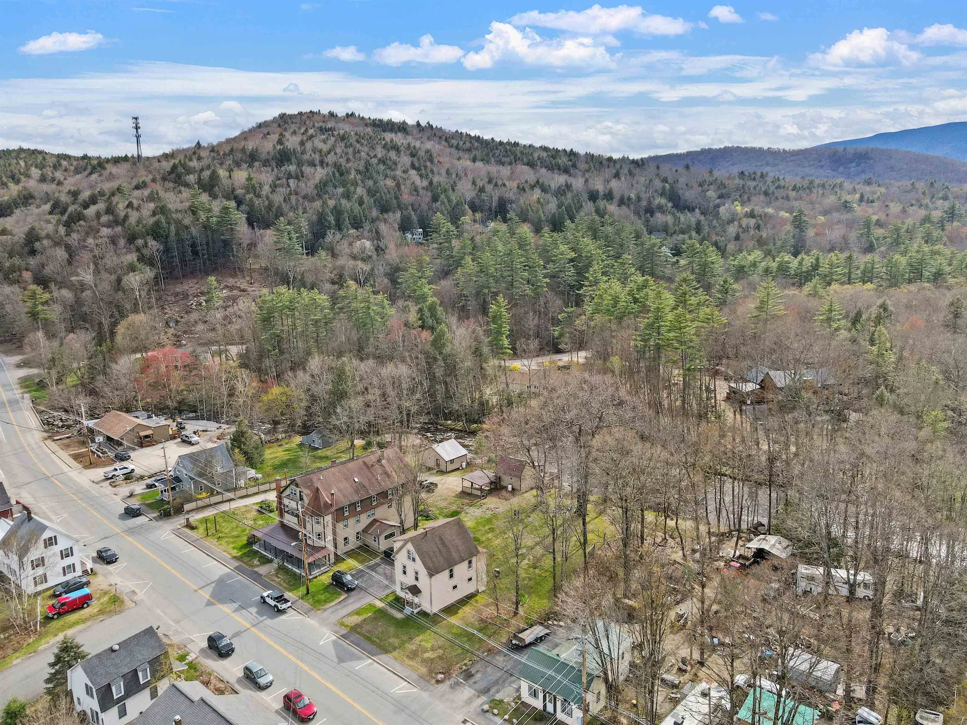 25 Main Street Woodstock NH 03262