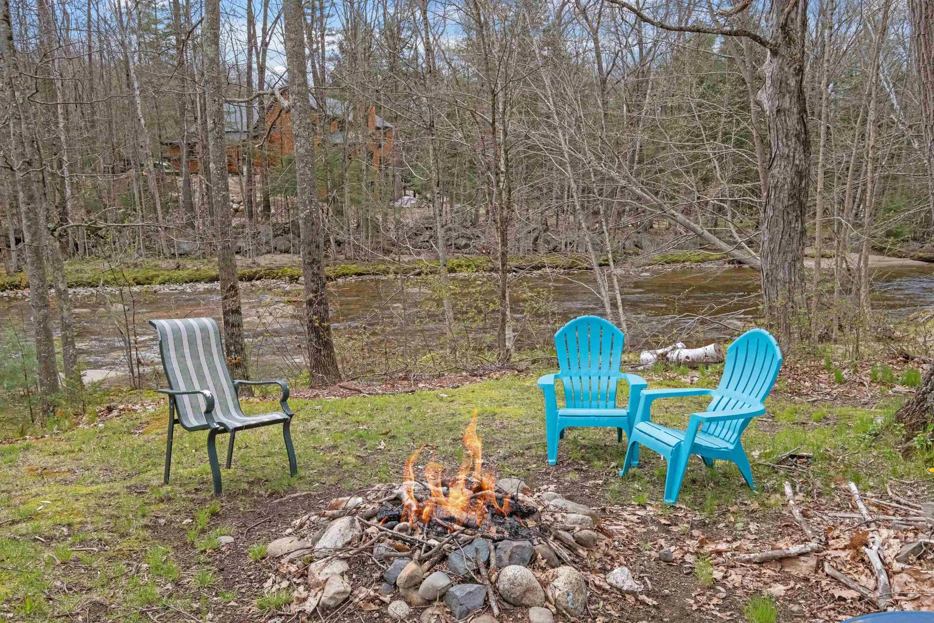 25 Main Street Woodstock NH 03262