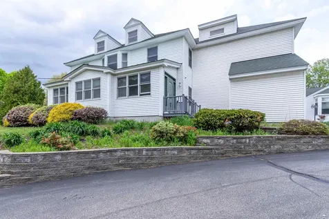 29 Center Street Goffstown NH 03045