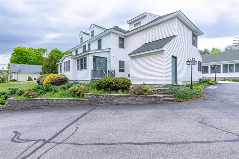 29 Center Street Goffstown NH 03045
