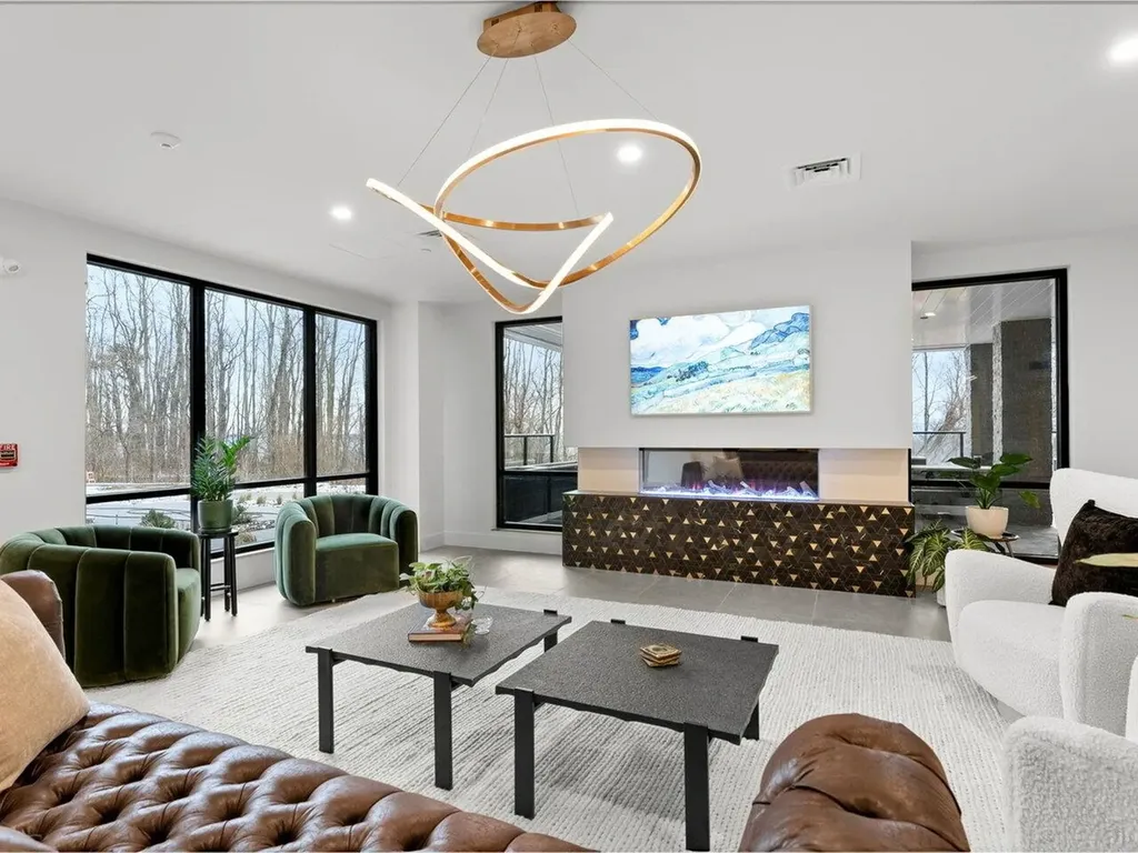 125 Cambrian Way Burlington VT 05401