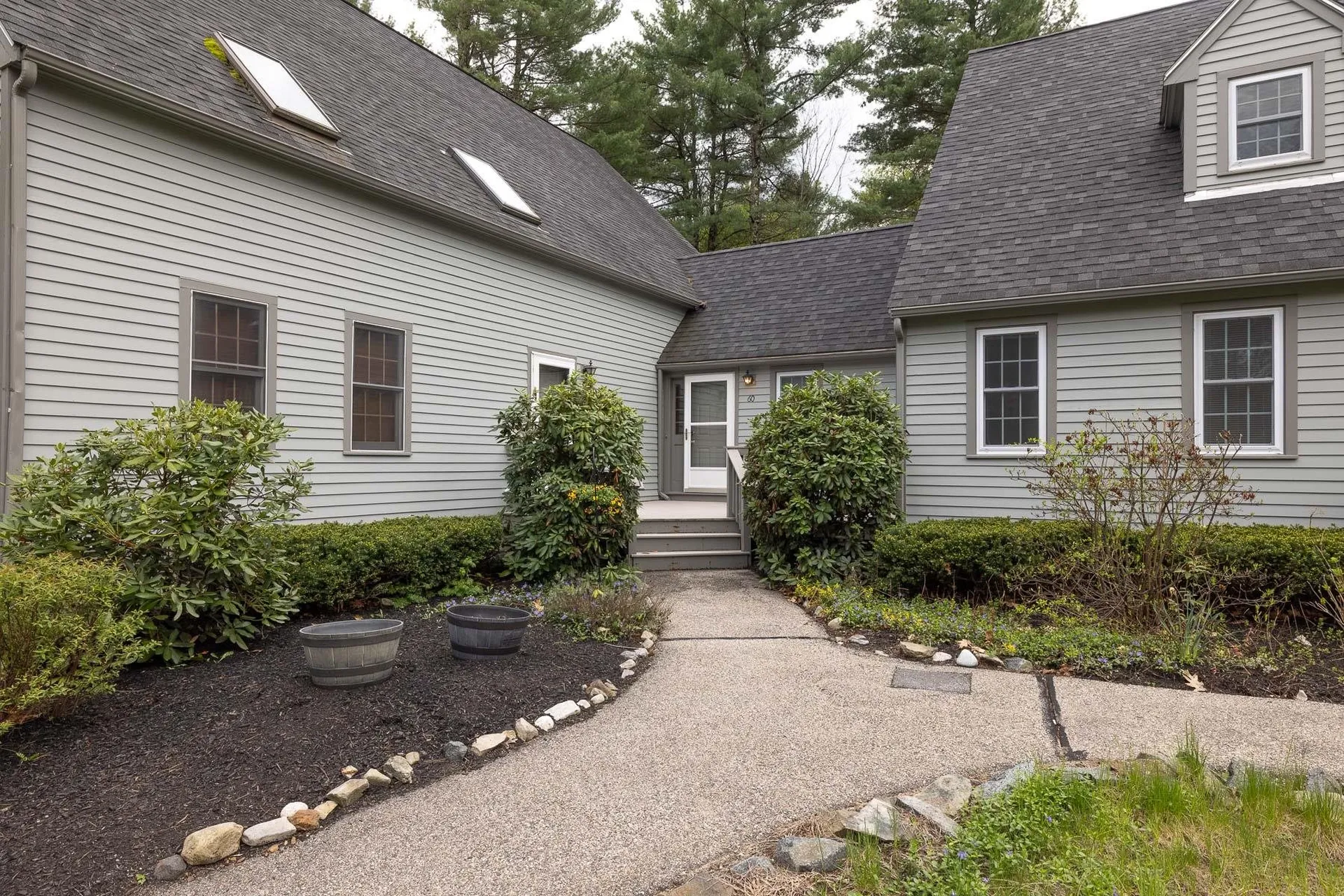 60 Glengarry Drive Stratham NH 03885