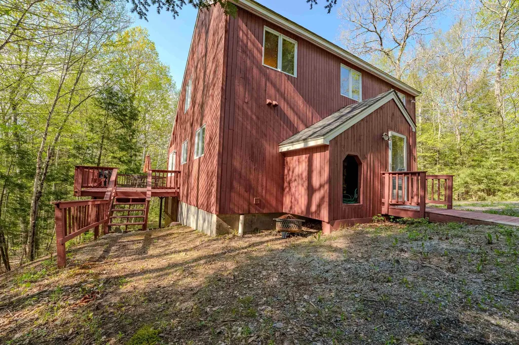 83 Goose Hollow Road Campton NH 03223