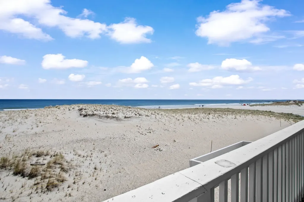 14 Atlantic Avenue Hampton NH 03842