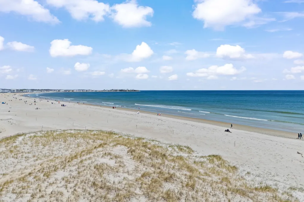 14 Atlantic Avenue Hampton NH 03842