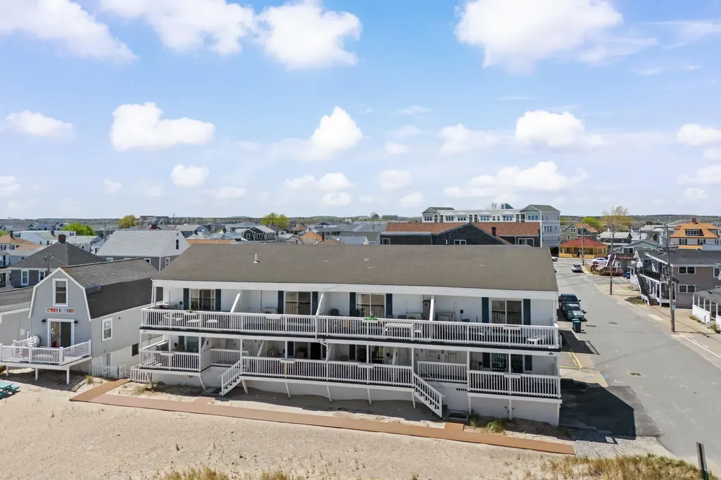 14 Atlantic Avenue Hampton NH 03842