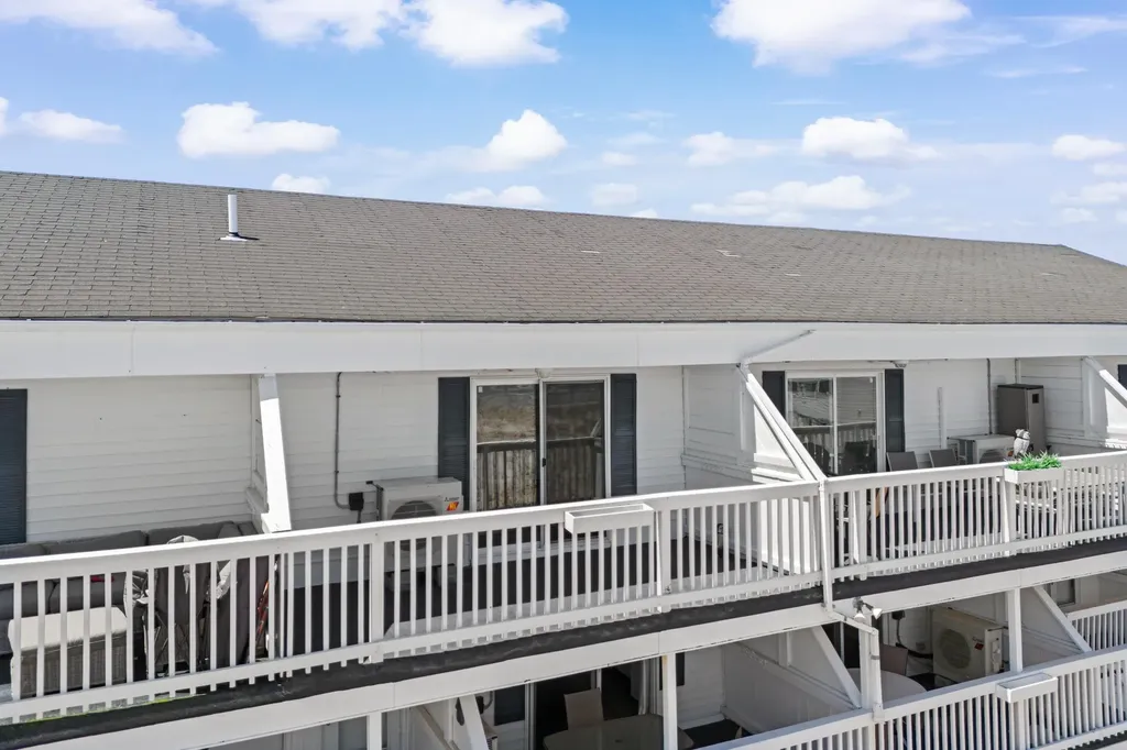 14 Atlantic Avenue Hampton NH 03842