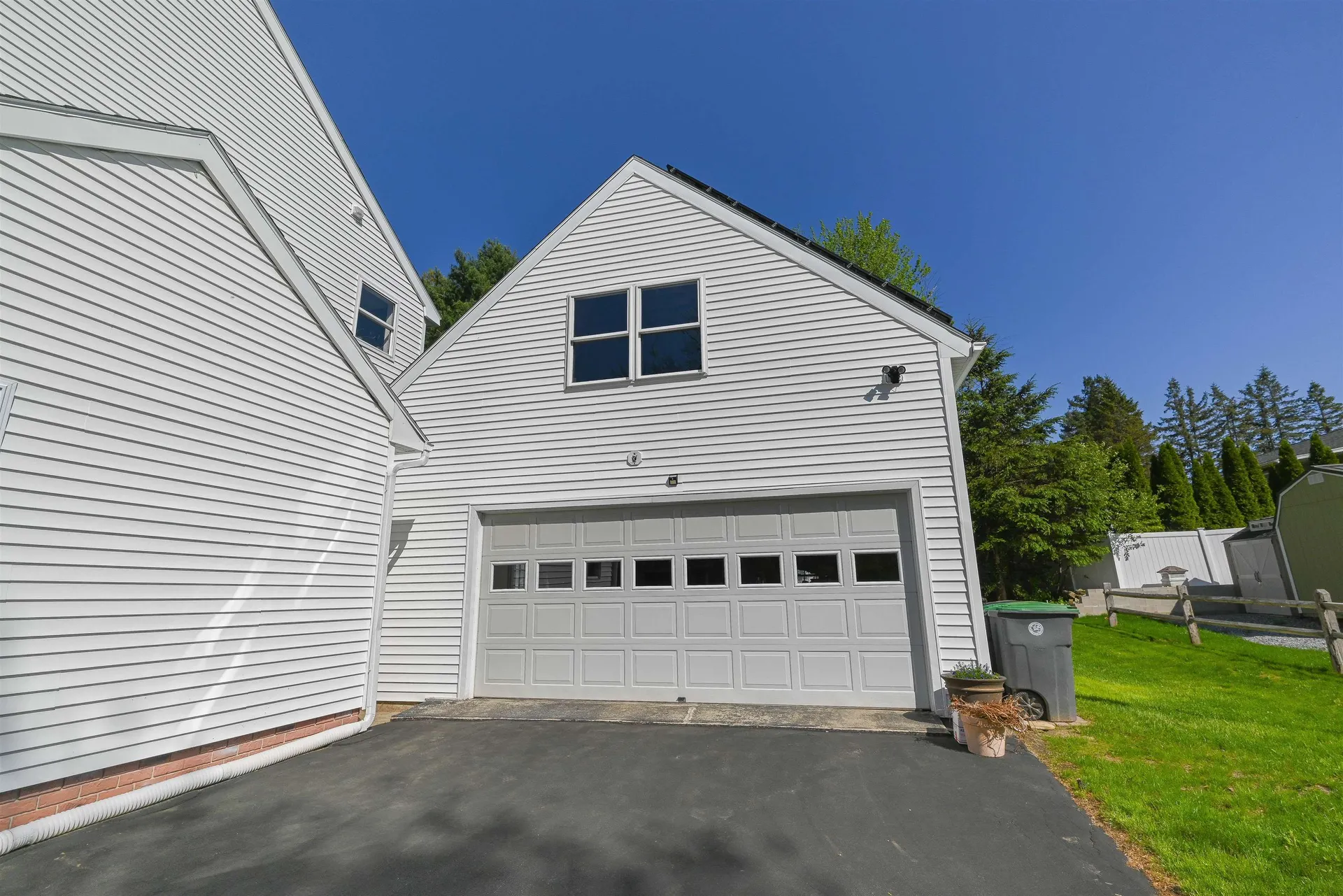 27 Elmer Avenue Hooksett NH 03106