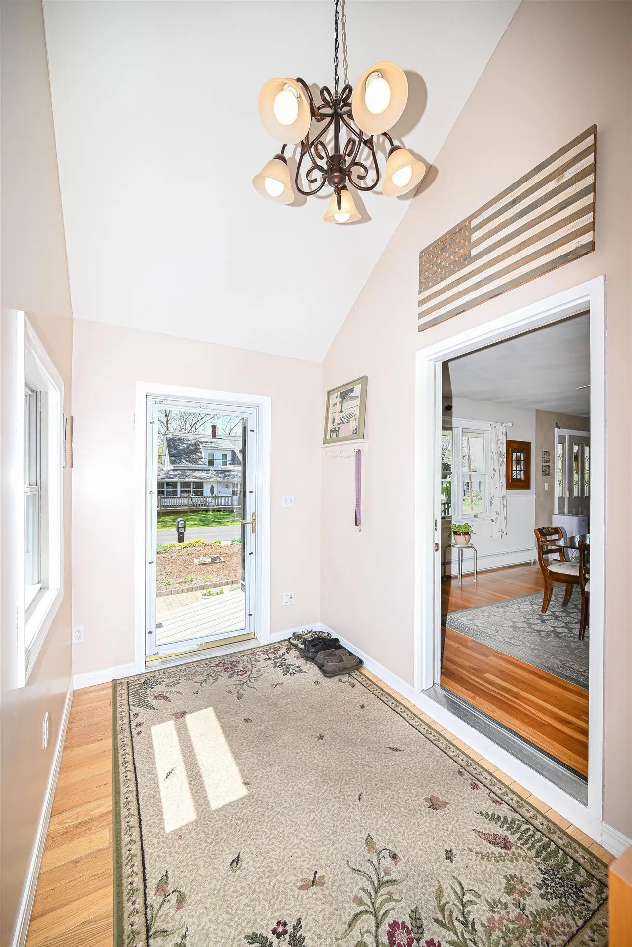 27 Elmer Avenue Hooksett NH 03106