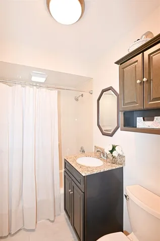27 Elmer Avenue Hooksett NH 03106