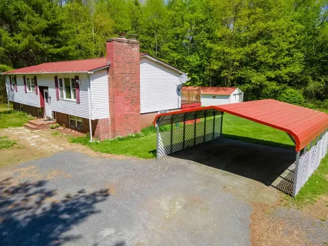 4729 Us Route 5 S Weathersfield VT 05151