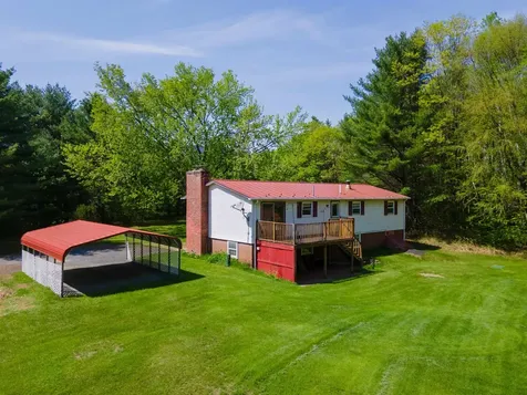 4729 Us Route 5 S Weathersfield VT 05151