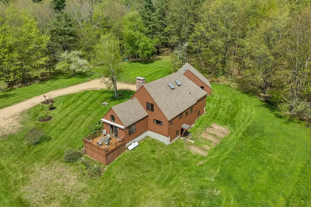 39 Sunset Hill Road Canterbury NH 03224