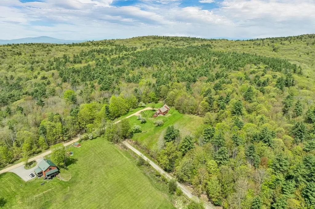 39 Sunset Hill Road Canterbury NH 03224