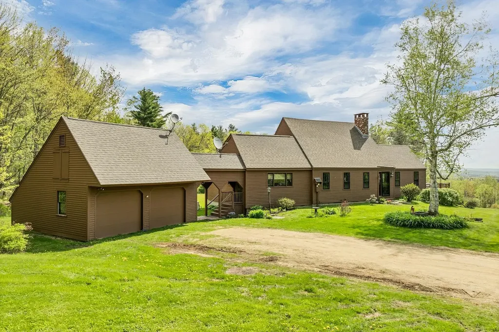 39 Sunset Hill Road Canterbury NH 03224