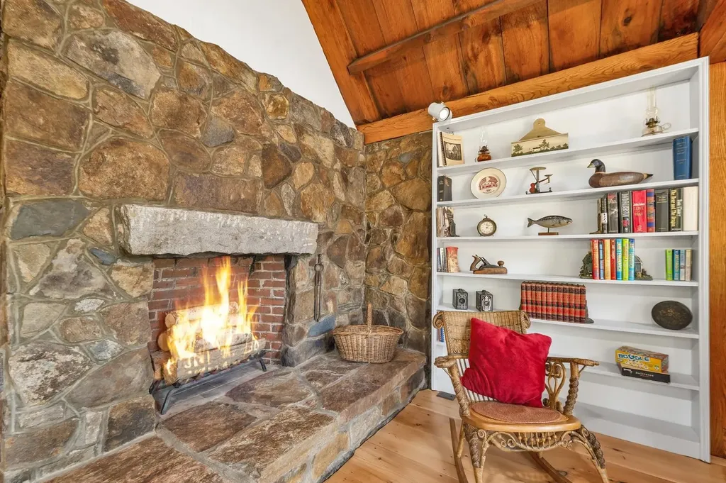 39 Sunset Hill Road Canterbury NH 03224