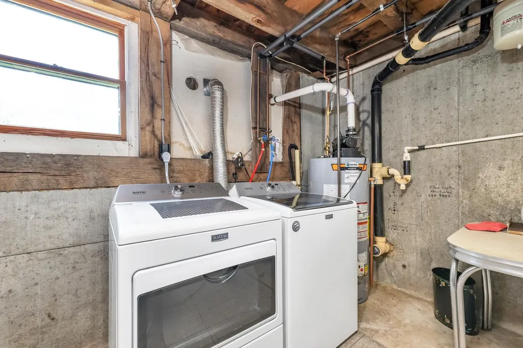 39 Sunset Hill Road Canterbury NH 03224