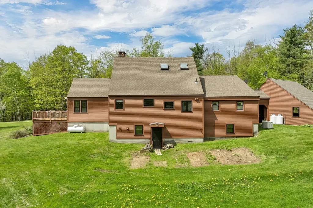 39 Sunset Hill Road Canterbury NH 03224