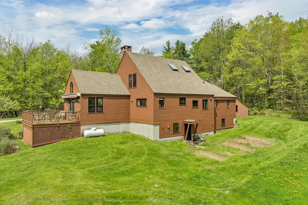 39 Sunset Hill Road Canterbury NH 03224