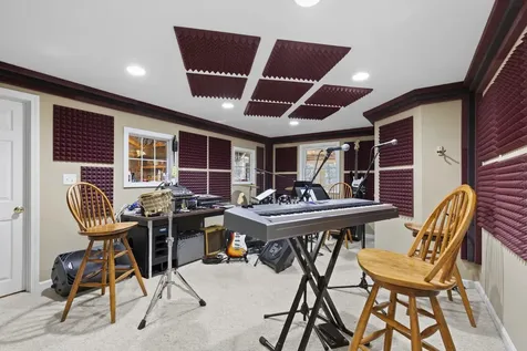 7 Oxbow Farm Road Stratham NH 03885