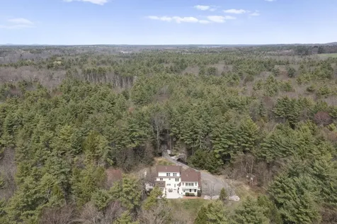 7 Oxbow Farm Road Stratham NH 03885