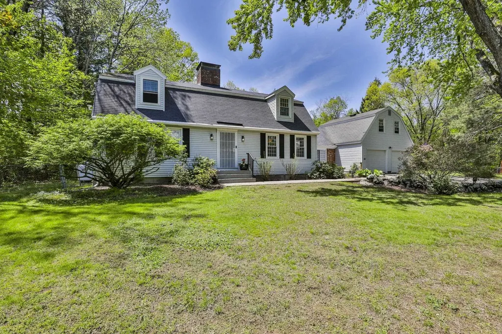 21 Garrison Drive Bedford NH 03110