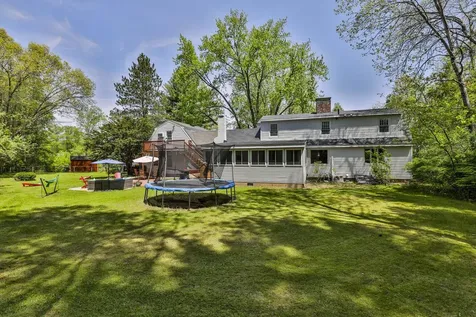 21 Garrison Drive Bedford NH 03110
