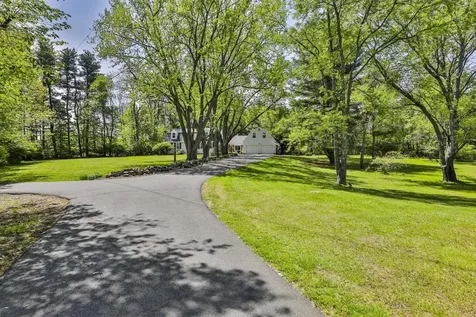 21 Garrison Drive Bedford NH 03110