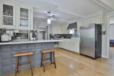 21 Garrison Drive Bedford NH 03110