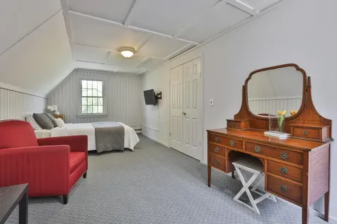 21 Garrison Drive Bedford NH 03110