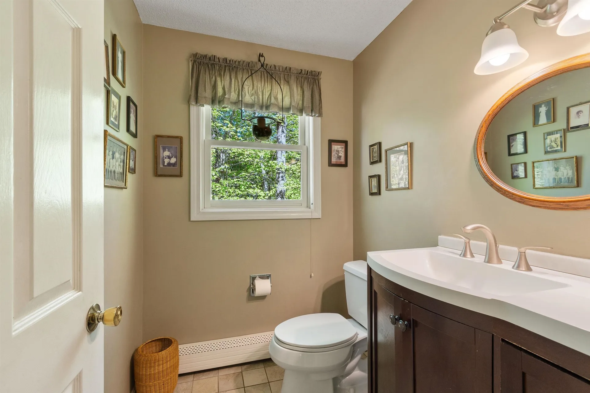 10 Moss Lane Madbury NH 03823
