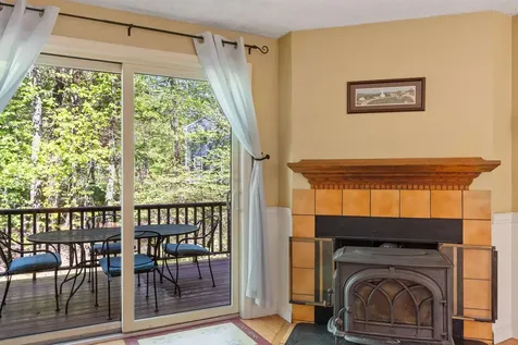 10 Moss Lane Madbury NH 03823